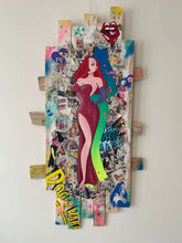 Carica l&#39;immagine nel visualizzatore di Gallery, Tableau POP Art Jessica Rabbit, peinture acrylique sur planches de palette, style éclectique et coloré.