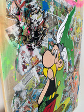 Carica l&#39;immagine nel visualizzatore di Gallery, POP Art tableau featuring Astérix with vibrant colors and recycled wood texture, showcasing comic art elements.