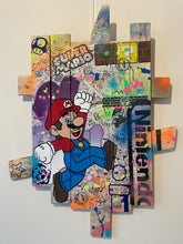 Carica l&#39;immagine nel visualizzatore di Gallery, Tableau POP Art de Mario Bros sur palettes, vibrant et coloré, fusionnant recyclage et créativité artistique.