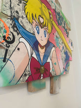 Charger l&#39;image dans la galerie, Pop art tableau of Sailor Moon on a wood palette, featuring vibrant colors and intricate details.