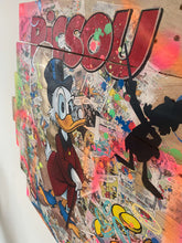Carica l&#39;immagine nel visualizzatore di Gallery, Tableau Pop Art Picsou sur bois avec illustrations colorées, style vibrant et finition en vernis mat.
