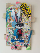 Charger l&#39;image dans la galerie, Pop art tableau featuring Bugs Bunny on a wood background with vibrant colors and a nostalgic design.