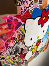 Load image into Gallery viewer, Tableau Pop Art HELLO KITTY sur bois de palette signé Vincent STREIFF®