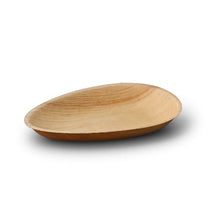 Laden Sie das Bild in den Galerie-Viewer, Runder Palmblatt-Teller 17 cm (Karton à 200 Stück)