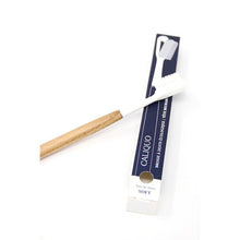 Charger l&#39;image dans la galerie, Brosse à dents rechargeable en bois chêne poils mediums | Novela